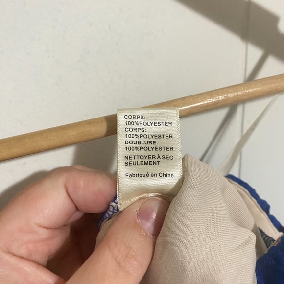 NWT J.O.A Los Angeles Romper Halter Neck Cobalt Blue Lace Size Small - Picture 16 of 16